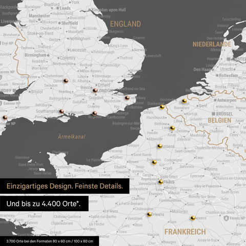 Europa Landkarte in Dunkelgrau als Leinwand zum Pinnen zeigt einen Ausschnitt von England, Frankreich und Belgien mit vielen Details wie Nationalparks, Flüssen und zahlreichen kleinen Orten und Städten, die teilweise mit Pins markiert sind