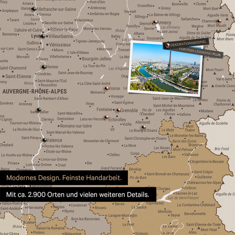 Frankreich Landkarte in Multicolor Beige als Leinwand zum Pinnen zeigt einen Ausschnitt von Auvergne-Rhone-Alpen mit vielen Details wie Nationalparks, Flüssen und zahlreichen kleinen Orten und Städten, die teilweise mit Pins markiert sind