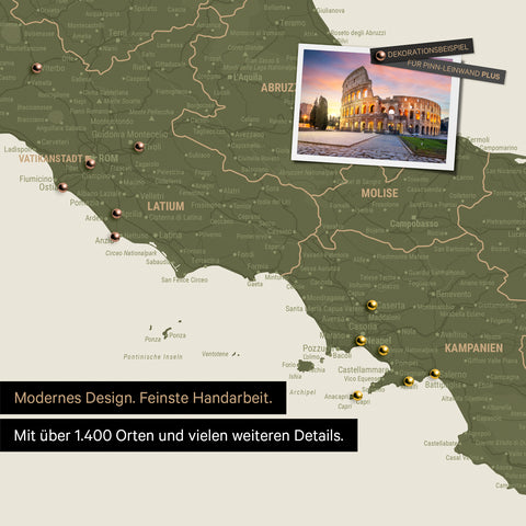 Italien Landkarte in Grün als Leinwand zum Pinnen zeigt einen Ausschnitt von Rom, Abruzzien und Kampanien mit vielen Details wie Nationalparks, Flüssen und zahlreichen kleinen Orten und Städten, die teilweise mit Pins markiert sind