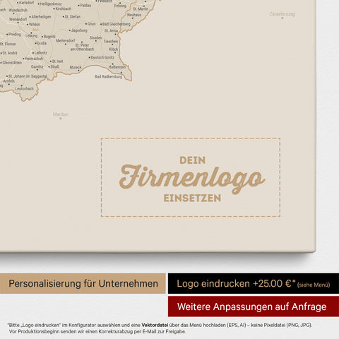 Österreich-Karte als Pinn-Leinwand in Gold mit Eindruck eines Firmenlogos