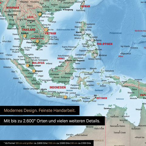 Ausschnitt einer magnetischen physischen Weltkarte in Multicolor Terra zeigt Karte von Asien, auf der Magnete Reiseziele markieren