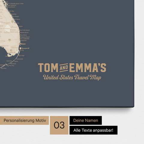 Pinnwand Leinwand einer USA Amerika Karte in Hale Navy (Dunkelblau Gold) mit eingedrucktem Logo „United States"