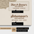 Pinnwand Leinwand einer DACH-Karte in Desert Sand (Beige) mit Personalisierung als Logo mit Familiennamen
