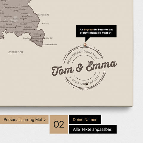 Pinnwand Leinwand einer Deutschlandkarte in Farbe Warmgray (Braun-Grau) mit personalisiertem Eindruck von Namen und einer Legende zum Markieren