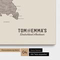 Deutschland-Karte als Pinn-Leinwand in Warmgray (Braun-Grau) mit eingedruckten Logo im Vintage-Look