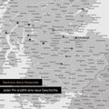 Detail einer England- & Großbritannien-Karte als Pinn-Leinand in Farbe Multicolor Gray mit Kartenausschnitt von Schottland