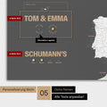 Magnetische Europa-Karte in einem modernen Design in Dunkelgrau als Magnet-Poster mit Personalisierung als Logo mit einer Weltkugel