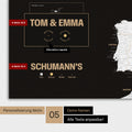 Magnetische Europa-Karte in einem modernen Design in Schwarz-Weiss als Magnet-Poster mit Personalisierung als Logo mit einer Weltkugel