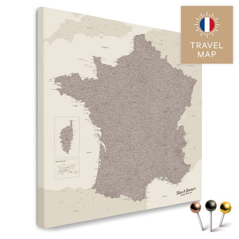 Frankreich-Landkarte in der Farbe Warmgray in einem modernen, minimalistischem Design als Leinwand zum Pinnen von Reisen und Orten