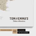Italien-Karte zum Pinnen in Multicolor Beige mit Personalisierung im Vintage-Stil