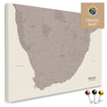 Südafrika-Landkarte in Farbe Warmgray (Braun-Grau) als Pinn-Leinwand, mit Pins zur Markierung von Reisezielen, hochwertig in Deutschland gefertigt.