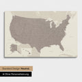 Neutrale und schlichte Ausführung einer USA Amerika Karte als Pinn-Leinwand in Warmgray (Braun-Grau)
