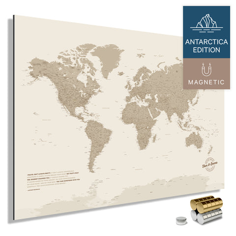 Magnetische Weltkarte ANTARCTICA mit Antarktis als massives Magnetboard in der Farbe Desert Sand, in einem modernen, minimalistischem Design zum Pinnen und Markieren von Reisezielen mit Magneten